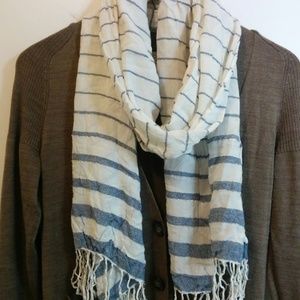 Lightweight Scarf